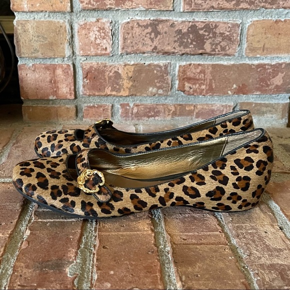 Arturo Chiang Aryane Buckle Leopard Flats - Picture 9 of 9